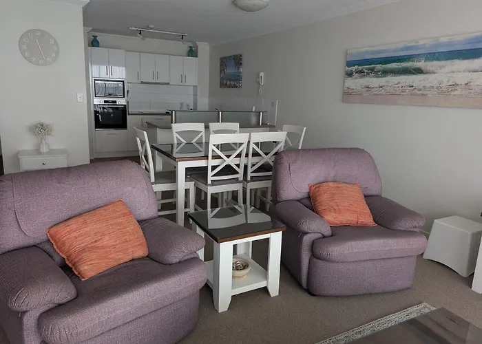 Pacific Surf Absolute Beachfront Apartments