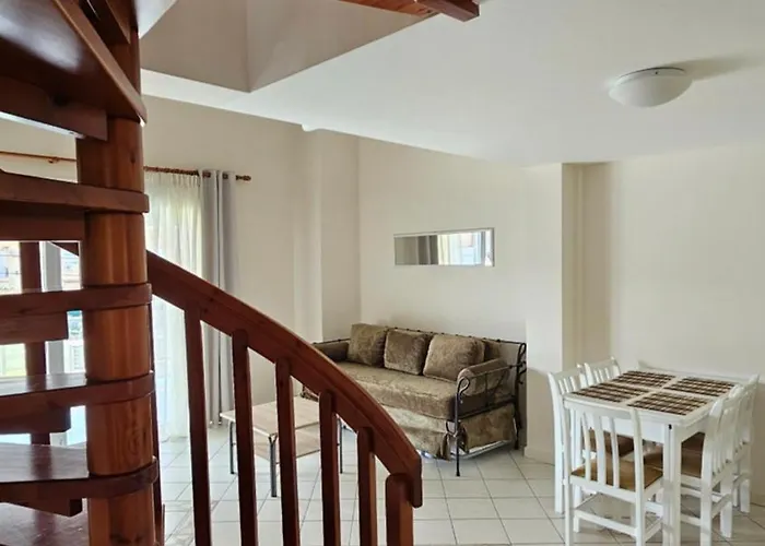 Bungalow White Apartments Polychrono