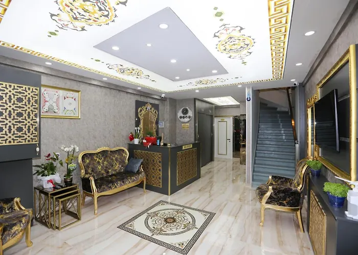 Grand Moon Hotel Suites