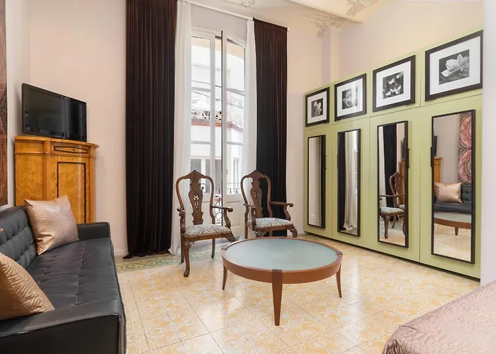 Aparthotel El Petit Palauet Canet de Mar