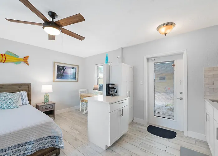 A Beach Retreat On Casey Key Nokomis