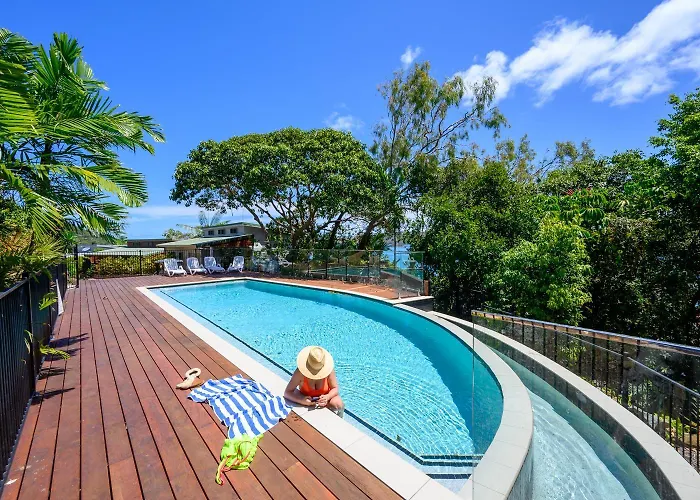 Casuarina Cove Apartments