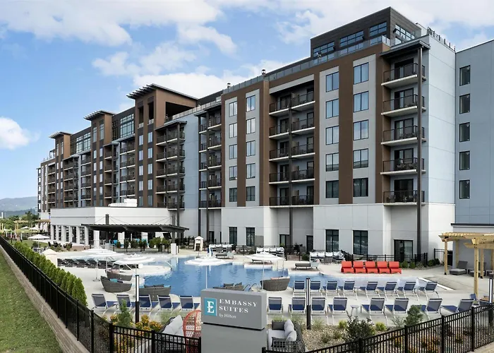 Embassy Suites By Hilton Pigeon Forge Resort