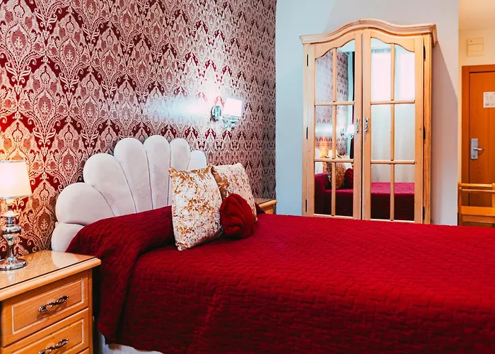 Hostal Mont Royal
