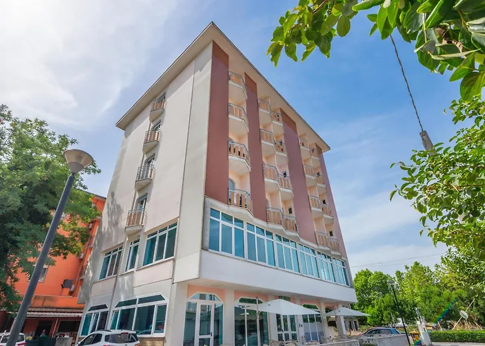 Hotel Conti