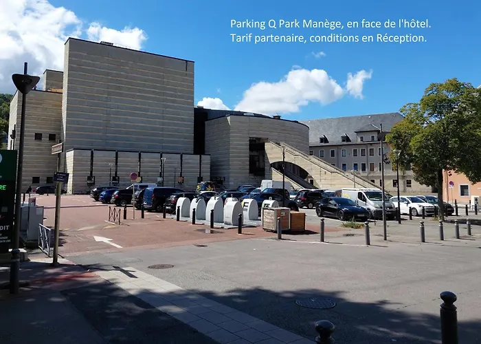 Kyriad Chambéry Centre - Hôtel et Résidence