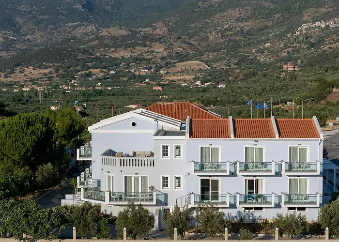 Hotel Defkalion Petra 