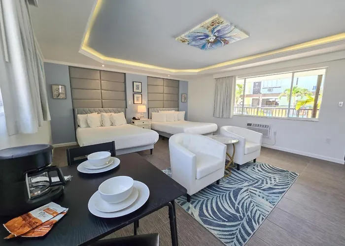 Island House Resort Hotel