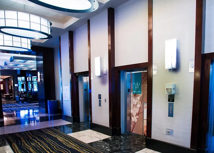 Lapis Suite At Platinum 5 Min Walk To F1 Koval Zone Entrance