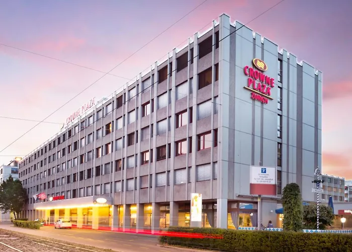 Crowne Plaza Zürich, an IHG Hotel
