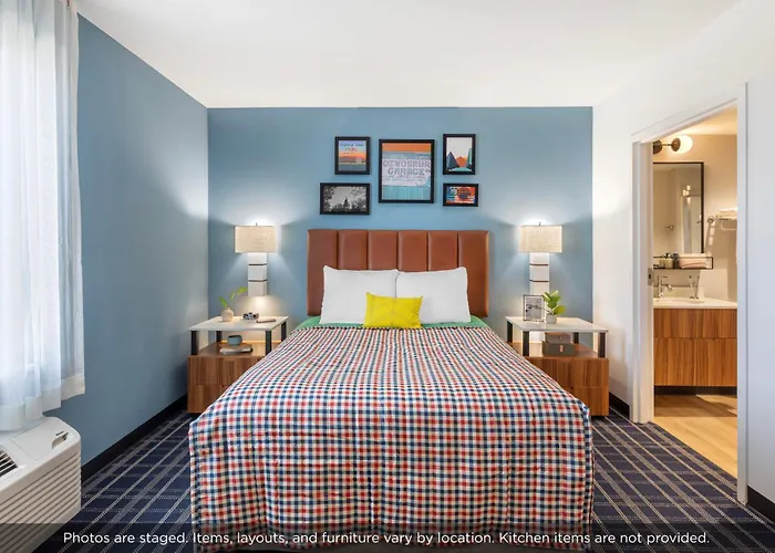 Uptown Suites Extended Stay Austin Tx - Downtown