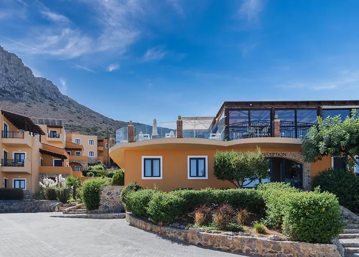 Driades Luxury Apartments By Estia