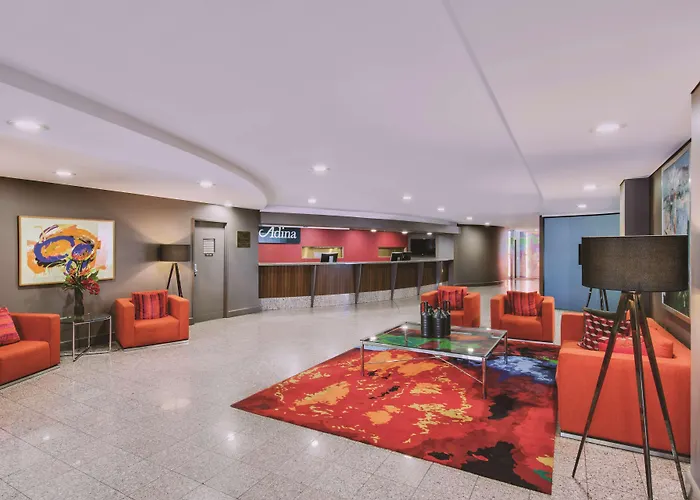 Adina Serviced Apartments Canberra James Court