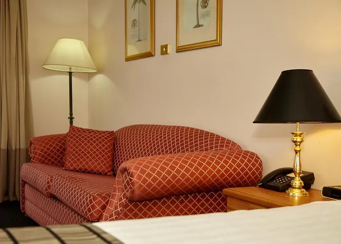 Best Western Ambassador Motor Inn & Apartments