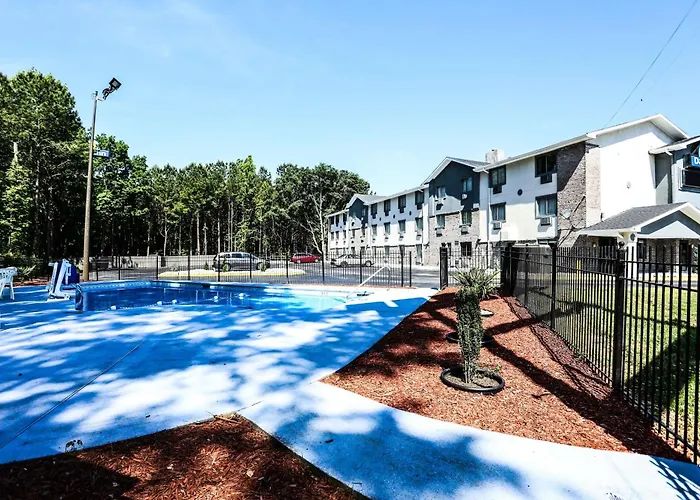 Super 8 By Wyndham Villa Rica