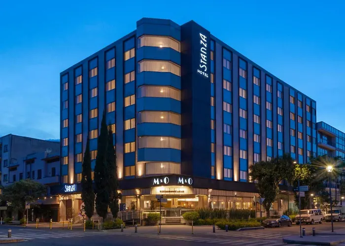 Stanza Hotel