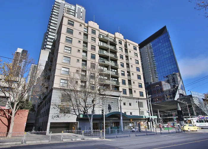 Harbourview Apartment Hotel