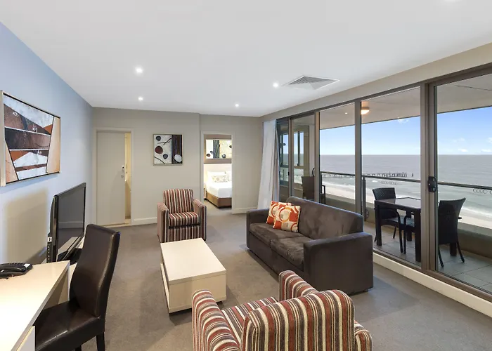Oaks Glenelg Plaza Pier Suites Adelaide