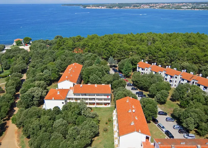 Lanterna Resort
