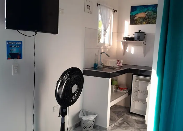 Brisas Del Mar 3A