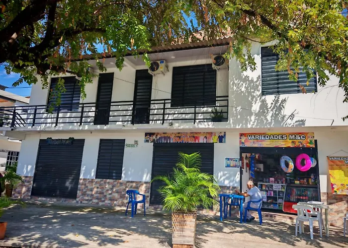 hotel Air b&b altos del peñon Girardot