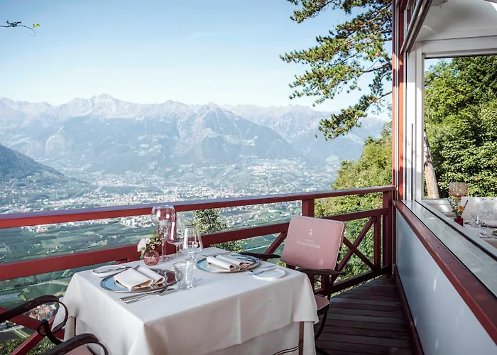 Relais & Chateaux Hotel Castel Fragsburg