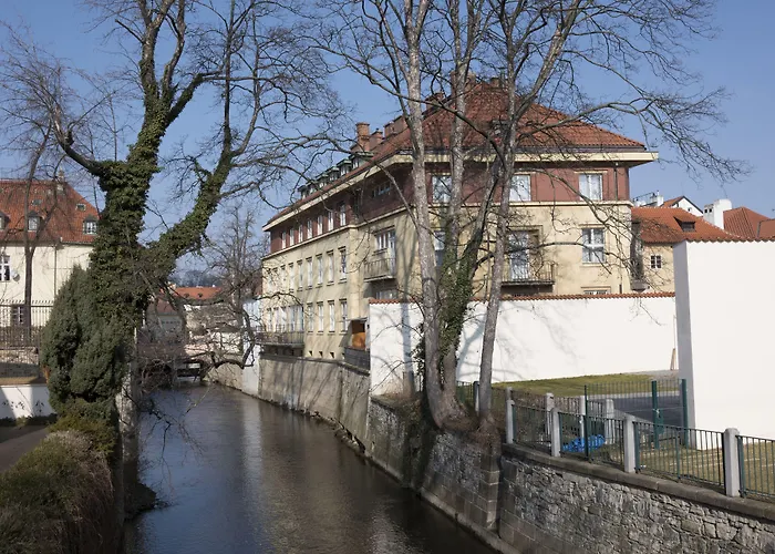 Pytloun Kampa Garden Hotel Prague