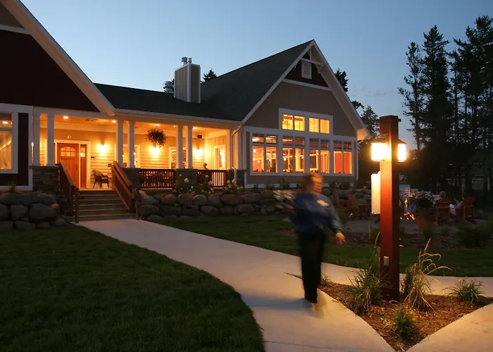 Larsmont Cottages
