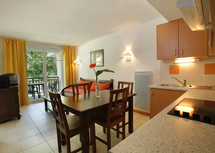 Residence Vtf Les Allees Du Green Levernois