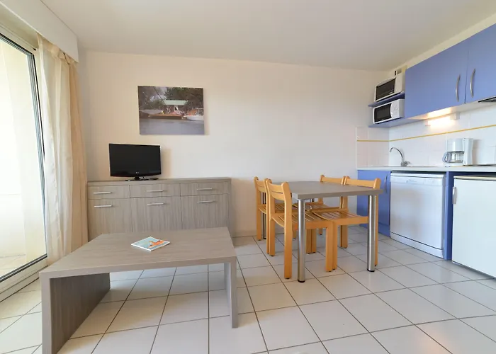 Residhotel Mayflower Le Grau-du-Roi