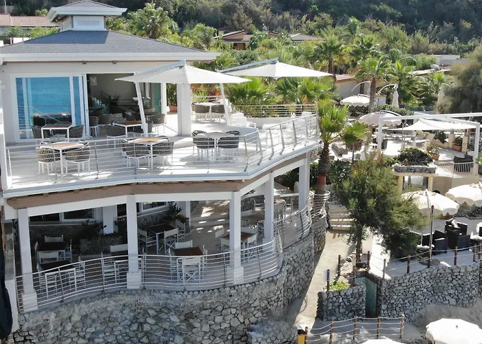 Baia Del Godano Resort & Spa