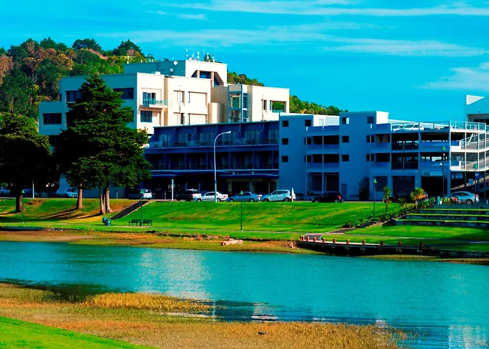 Emerald Hotel