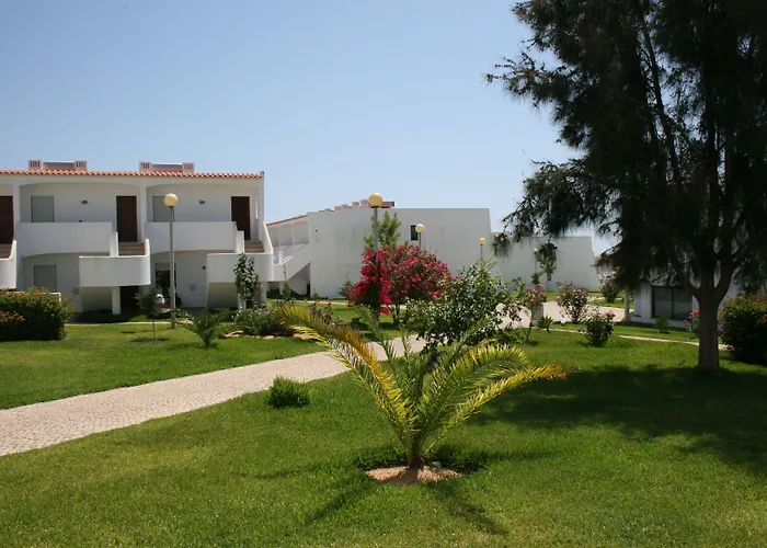 Quinta Das Figueirinhas & Quintinha Village Porches 