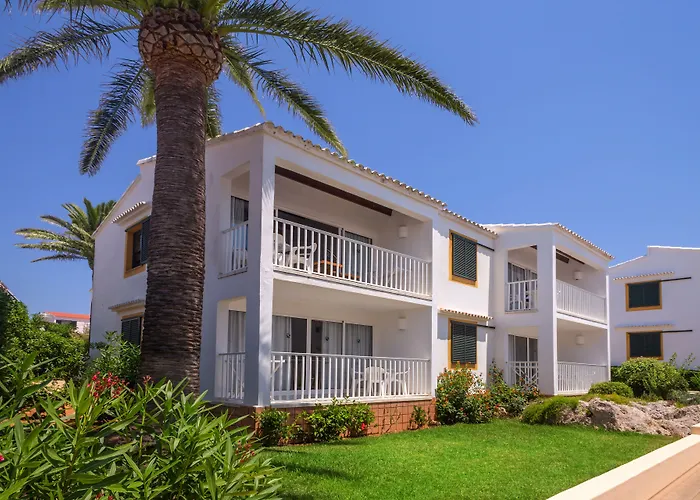 Aparthotel AluaSun Far Menorca S'Algar