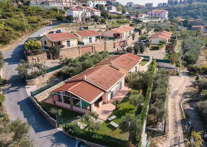 Residence Villa Il Casale - Appartamenti Wellness E Piscina Riscaldata