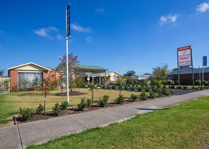 Rose Garden Motel