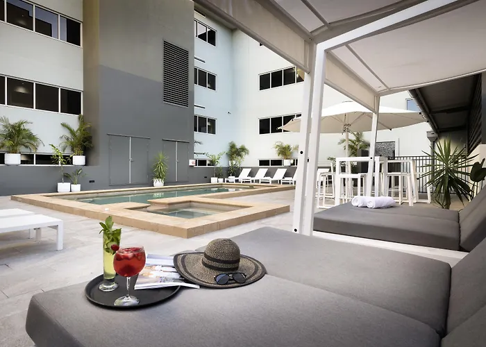 Grand And Apartments Townsville