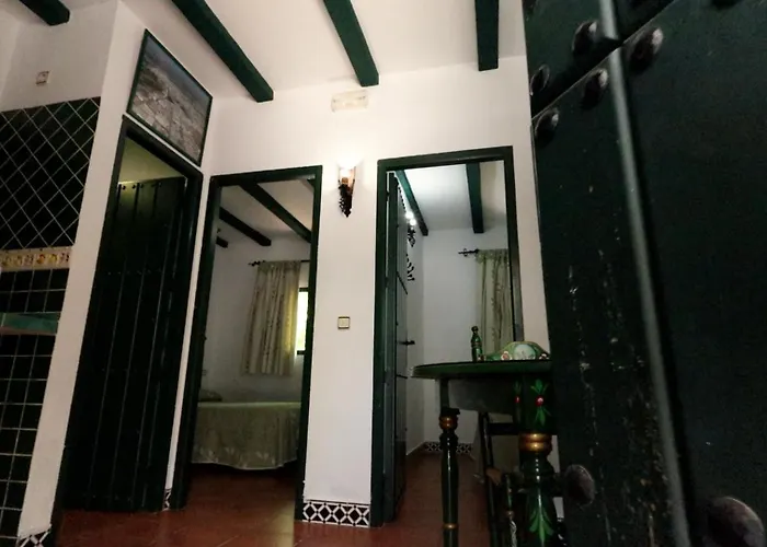 Aparthotel El Cañuelo Monturque