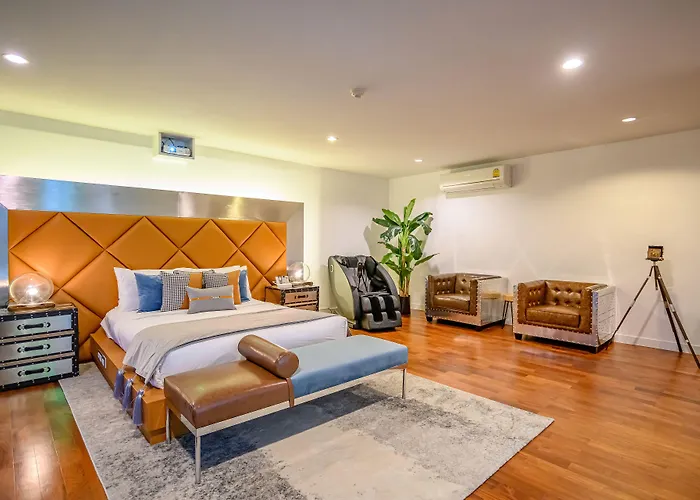 Benviar Tonson Residence