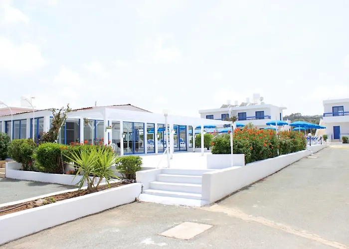 Flokkas Hotel Apartments Protaras