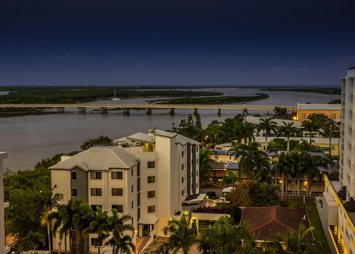 Lanai Riverside Apartments