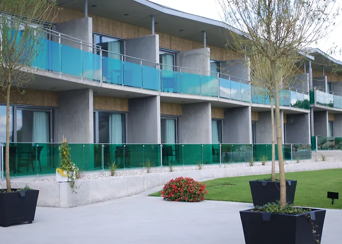 Ringenaes Hotell & Konferens