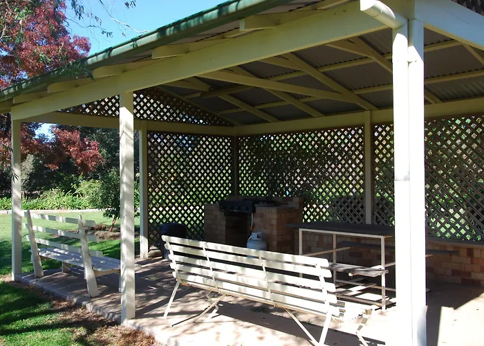 Golfview Motor Inn