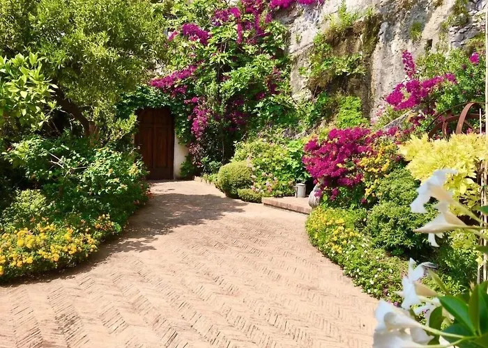 Palazzo Suriano Heritage Hotel