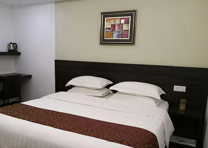 J Suites Hotel