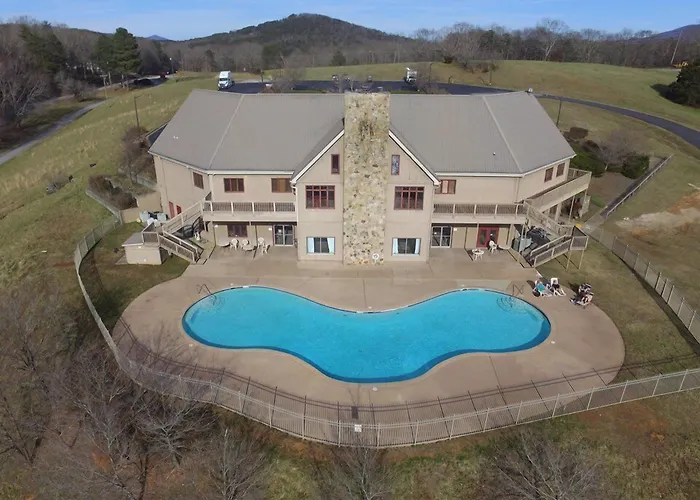 Country Hideaway At Mountain Lakes Resort