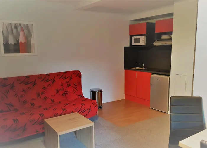 KOSY Appart'hôtel Le Champ De Mars Reims