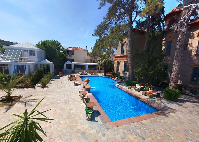 Loriet Hotel Mytilene