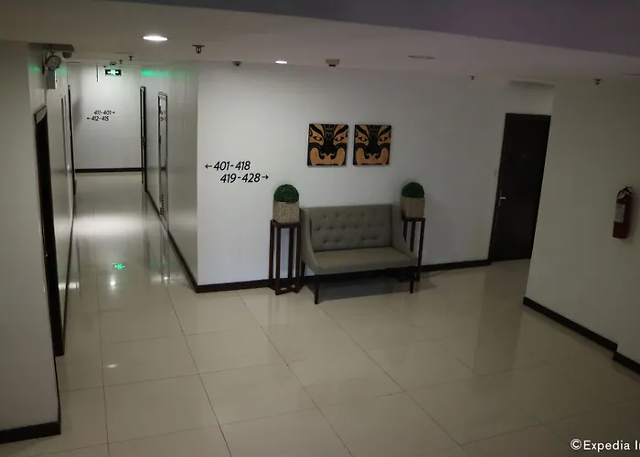 Avenue Suites