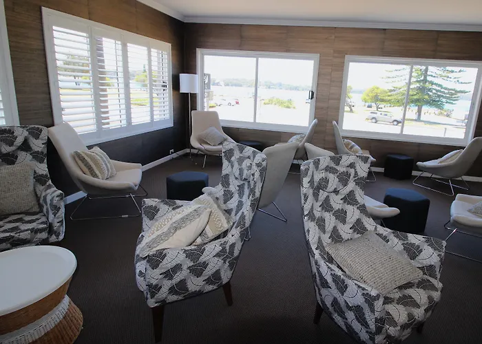 Quays Hotel